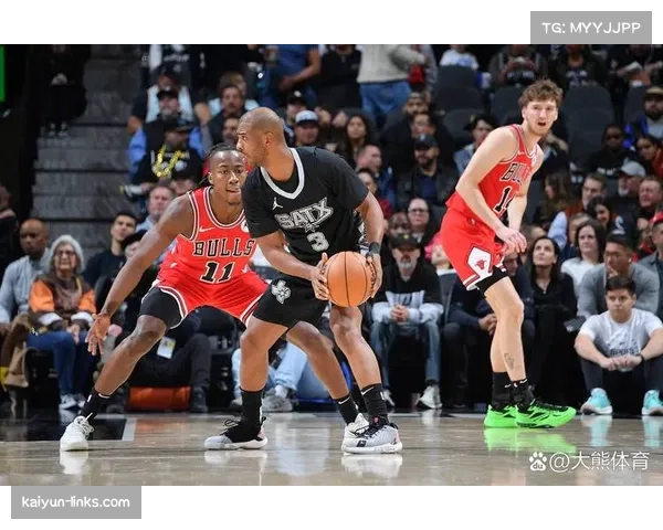 雷霆马刺公牛齐守连胜 不败战绩持续引关注